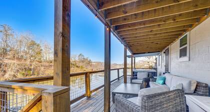 Private Hot Tub: Stunning Logan Martin Lake Home