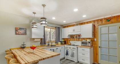 Pet-friendly Alpine Cabin w/ Gas Grill & Fireplace