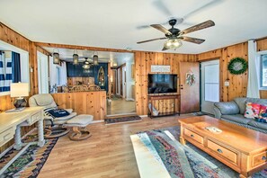 House (2 Bedrooms) | Interior - Near Fool Hollow Lake & Trails: Family Cabin (Show Low)
