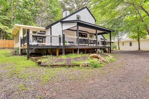 House (3 Bedrooms) | Interior - Cozy Lake Chatuge Getaway, Walk to Water! (Hayesville)