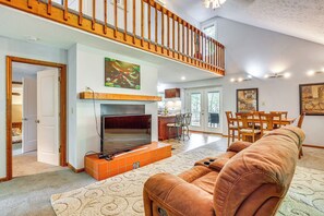 House (3 Bedrooms) | Interior - Cozy Lake Chatuge Getaway, Walk to Water! (Hayesville)