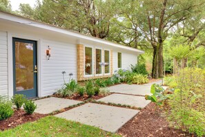 House (4 Bedrooms) | Interior - Chic Ocean Springs Vacation Rental Near Downtown! (Ocean Springs)