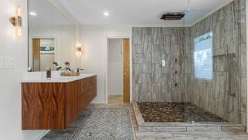 Rumah (4 Bedrooms) | Interior