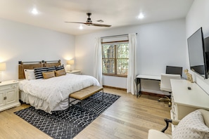 Interior - Porch, Fire Pit: 'pine View Retreat' in Lakeside! (Lakeside)