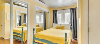Grove Lake House w/ Boat Dock & Outdoor Spots!