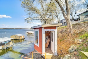 House (2 Bedrooms) | Interior - Grove Lake House w/ Boat Dock & Outdoor Spots! (Grove)