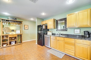 House (2 Bedrooms) | Interior - Grove Lake House w/ Boat Dock & Outdoor Spots! (Grove)