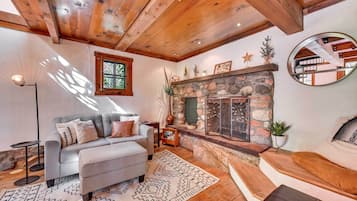 Apartment (0 Bedroom) | Front of property