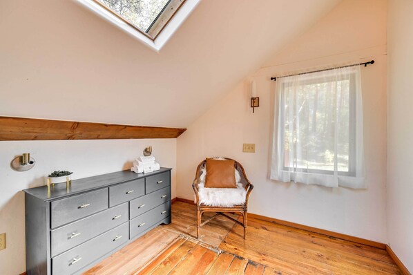 Apartment (0 Bedroom) | Interior