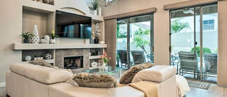 House (5 Bedrooms) | Living area | TV, fireplace