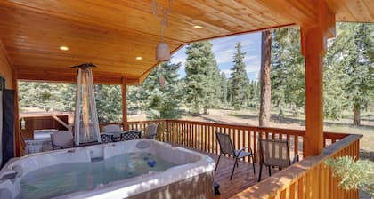 Spacious Duck Creek Village Cabin w/ Hot Tub!