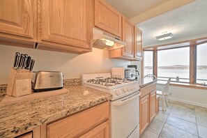 Cottage (2 Bedrooms) | Interior