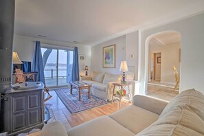 Cottage (2 Bedrooms) | Interior