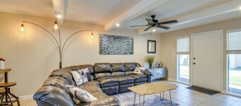 Golf, Shop & Hike: Youngtown Hideaway!