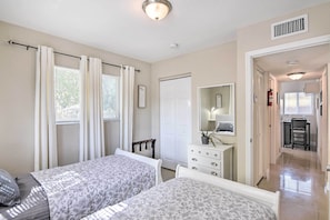 Apartment (2 Bedrooms) | Interior - Fort Lauderdale Apt Near Beaches & Shopping! (Fort Lauderdale)