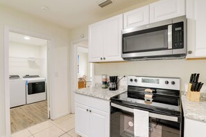 Apartment (2 Bedrooms) | Interior - Clearwater Vacation Rental Near Downtown & Beaches (Clearwater)