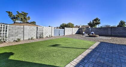 Downtown Gilbert Home w/ Fenced Yard & Fire Pit!