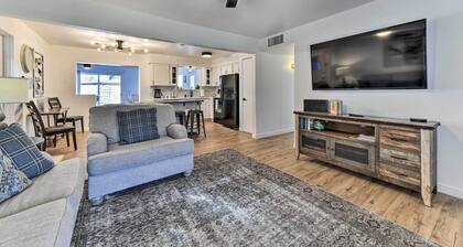 Downtown Gilbert Home w/ Fenced Yard & Fire Pit!