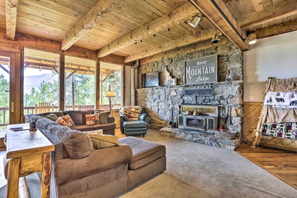 House (2 Bedrooms) | Interior