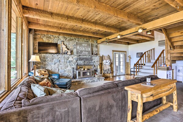 House (2 Bedrooms) | Interior