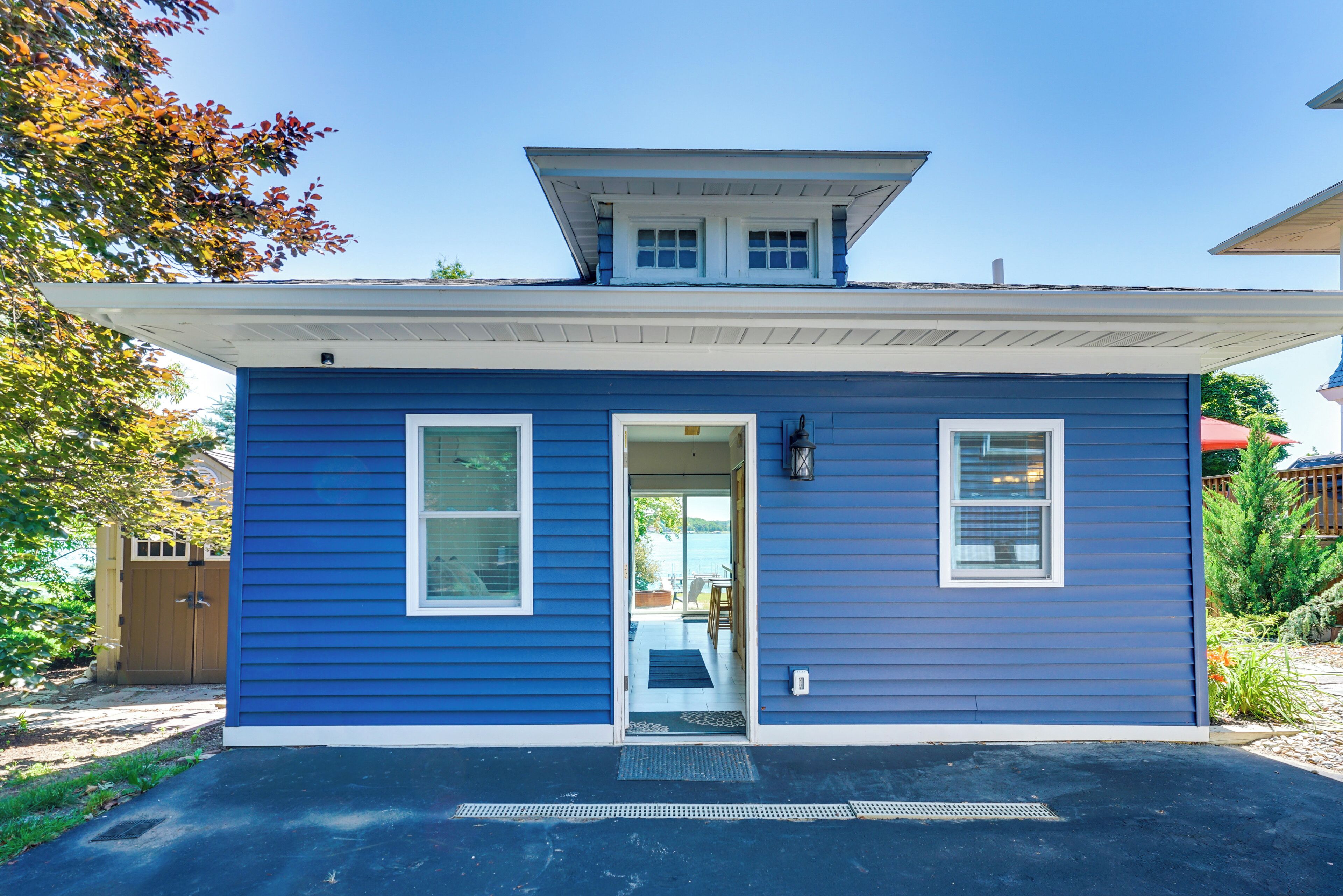 Apartment (0 Bedroom) | Interior