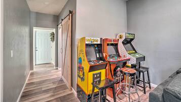 單棟房屋 (3 Bedrooms) | 內部