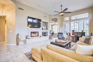 House (2 Bedrooms) | Interior