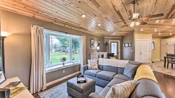 Rumah (1 Bedroom) | Interior