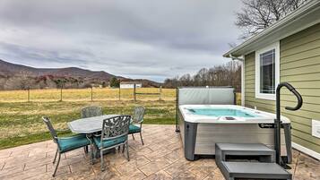 House (1 Bedroom) | Interior