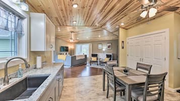 Rumah (1 Bedroom) | Interior