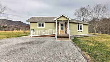 House (1 Bedroom) | Interior