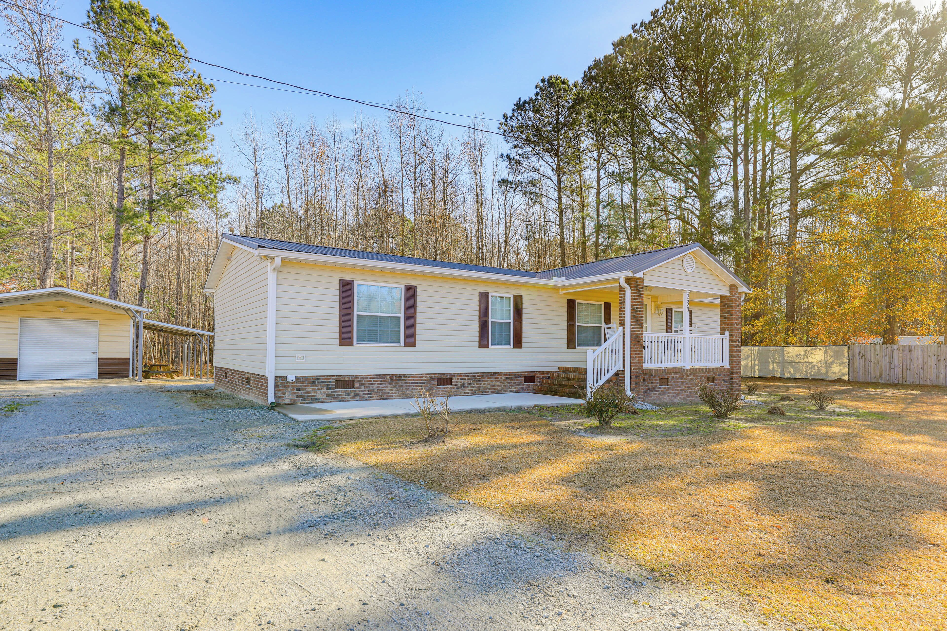 House (3 Bedrooms) | Interior