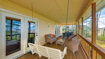 Rumah (3 Bedrooms) | Bagian depan properti