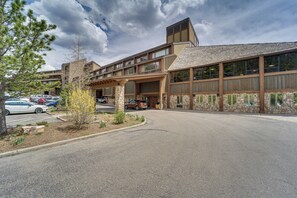 Apartment (0 Bedroom) | Interior