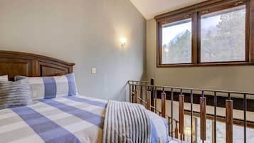 Apartment (0 Bedroom) | Interior