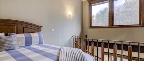 Apartment (0 Bedroom) | Interior