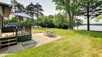 Cottage (3 Bedrooms) | Interior