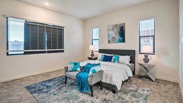 House (4 Bedrooms) | Interior