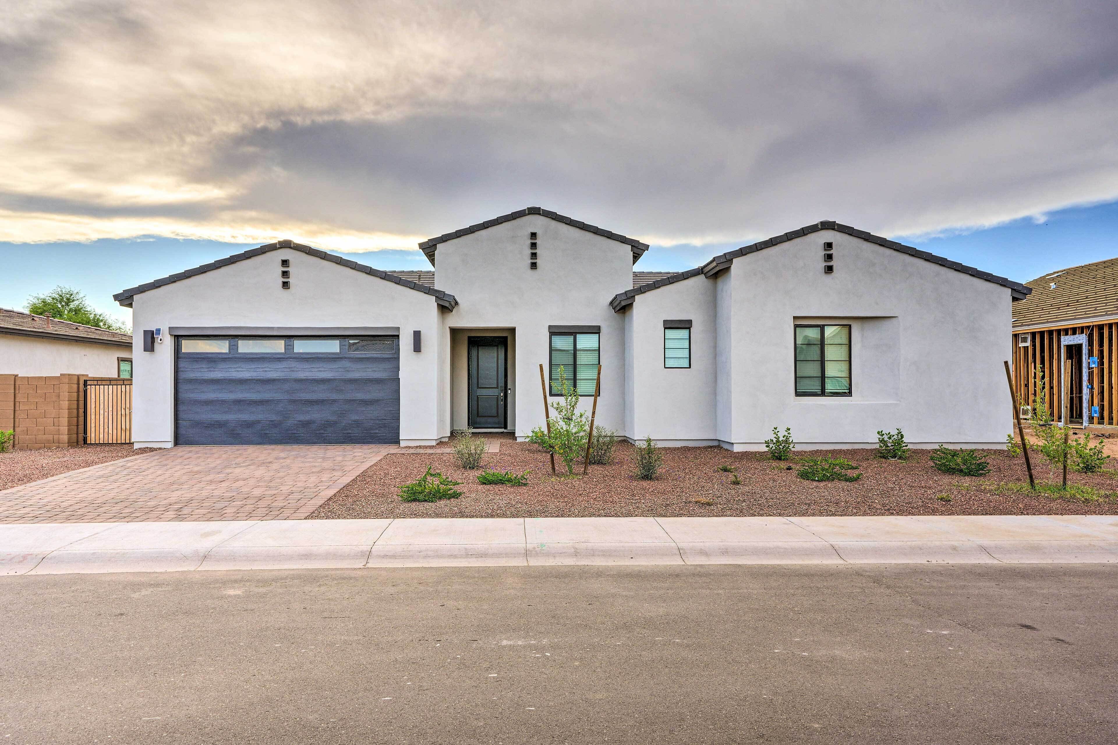 House (4 Bedrooms) | Interior