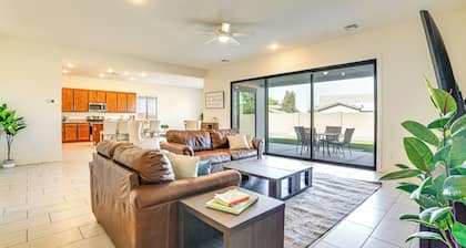 Modern Glendale Getaway ~ 3 Mi To Stadium!