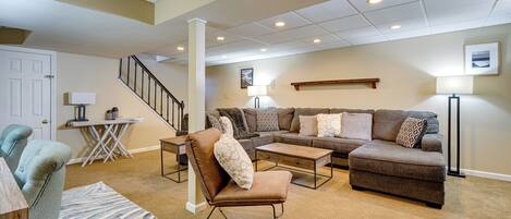 House (4 Bedrooms) | Interior