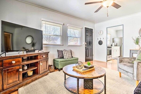 Cottage (2 Bedrooms) | Interior