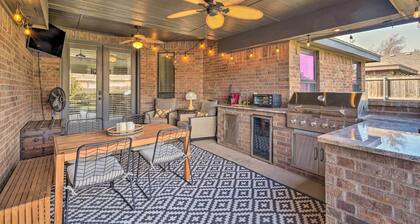 Luxe Midland Retreat w/ Patio, Grill & Yard!