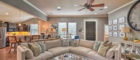 House (3 Bedrooms) | Front of property