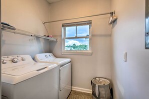 House (4 Bedrooms) | Interior - Modern PCB Home w/ Private Yard & Pool Access (Panama City Beach)