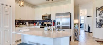 Beautiful Bradenton Condo w/ Water View!