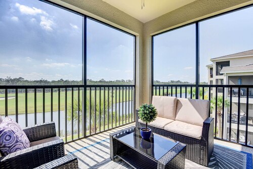 Beautiful Bradenton Condo w/ Water View!