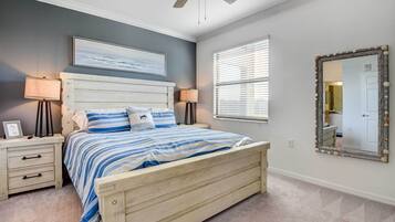 3 bedrooms, iron/ironing board, bed sheets