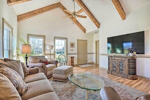 Apartment (1 Bedroom) | Interior