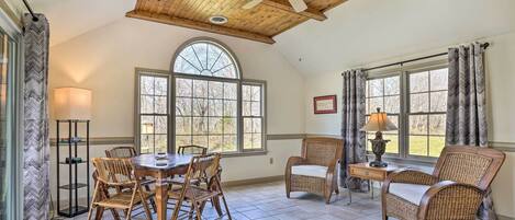 Apartment (1 Bedroom) | Interior